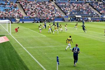 2-1绝杀！世界杯4冠王出线了，终结12年等待，阿根廷卫冕难度加大｜万博max（配图示意）